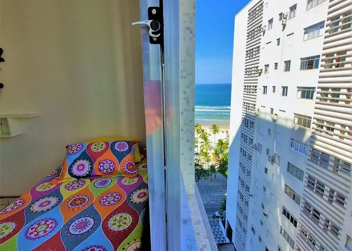 Apto pé na areia Praia das Pitangueiras - Centro